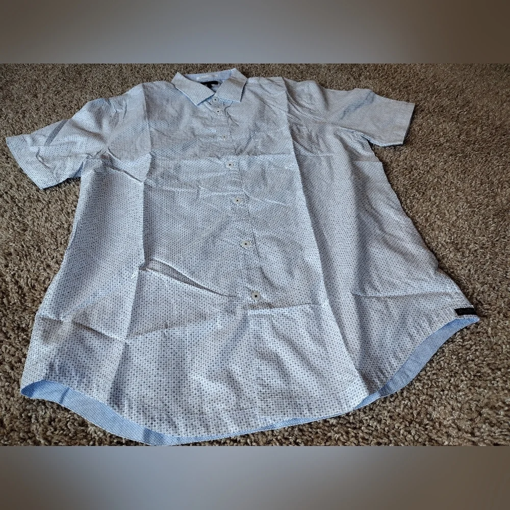 Good Man Brand Button Down Short Sleeve Shirt Medium NWOT - Picture 9 of 12